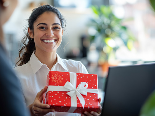Cadeaux clients : quels facteurs influencent le coût de la livraison ?